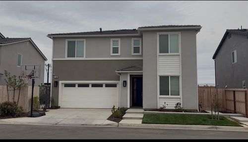 11382 N La Brisa Dr, Fresno, CA, 93730-4548 | Card Image