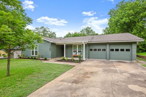 1707 Raven Dr, Austin, TX, 78752-2141 | Card Image