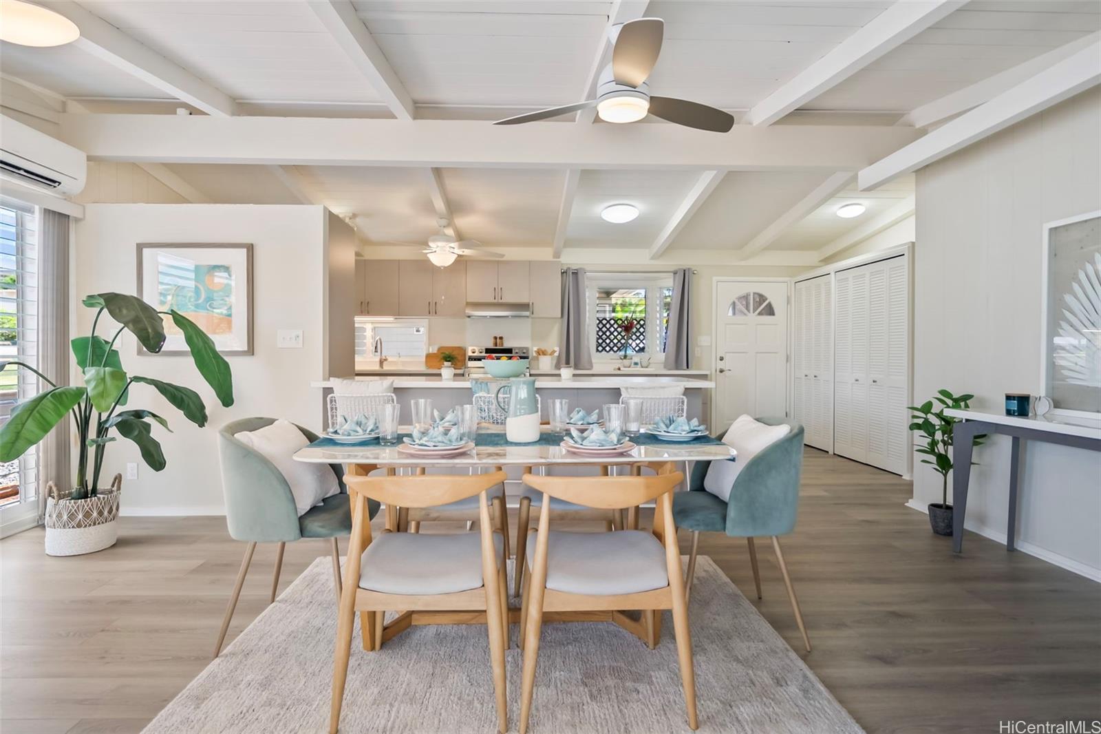 Hoolehua St, Pearl City, HI 96782