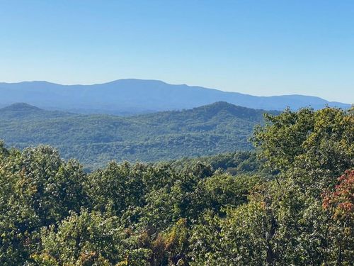 242 Kittatinny Dr, Mineral Bluff, GA, 30559-3584 | Card Image