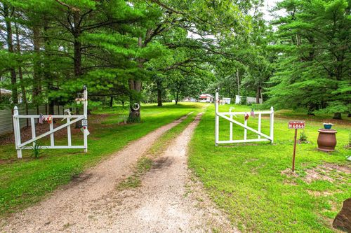 N6866 16th Ave, New Lisbon, WI, 53950-9408 | Card Image