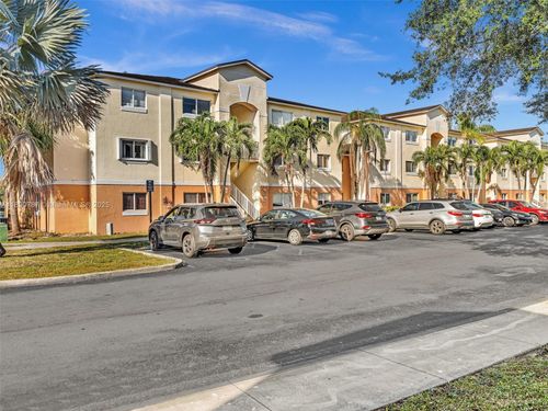 apt-202-3610 N 56th Ave, Hollywood, FL, 33021-2255 | Card Image