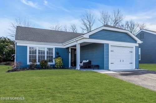 5 Elmswell Ave, Manchester, NJ, 08759-6803 | Card Image