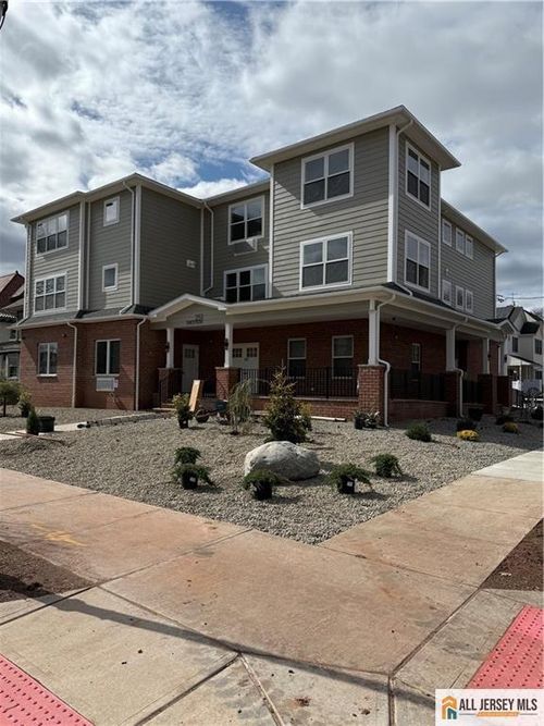 306-251 Livingston Ave, New Brunswick, NJ, 08901-3055 | Card Image