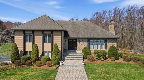 6 Christopher Dr, Johnston, RI, 02919-1219 | Card Image