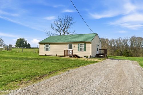 2230 Christianburg Rd, Bagdad, KY, 40003-8030 | Card Image