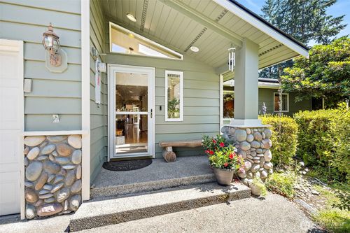 19810 98th Ave Ne, Bothell, WA, 98011-2312 | Card Image