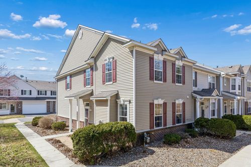 f-11025 Oak Grove Cir, Woodbury, MN, 55129-8763 | Card Image