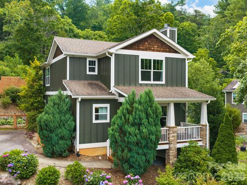 80 Bassett Rd, Asheville, NC, 28804-2732 | Card Image
