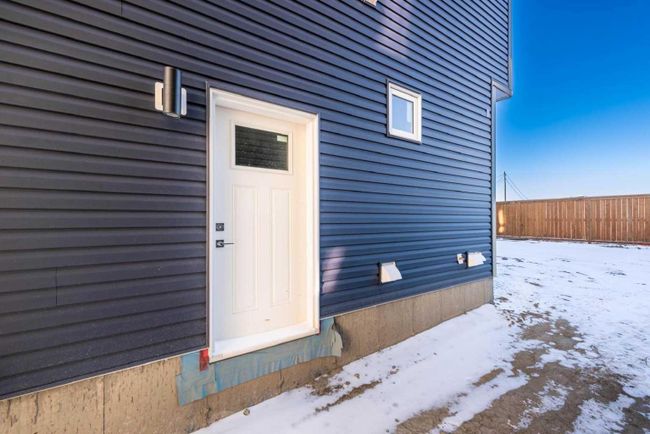64 Midtown Close Sw, Home with 4 bedrooms, 3 bathrooms and 2 parking in Airdrie AB | Image 25