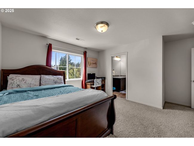 Primary Bedroom-Upper | Image 20