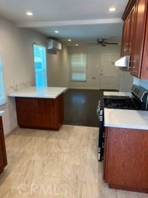 1869 Layton St, Pasadena, CA, 91104-1641 | Card Image