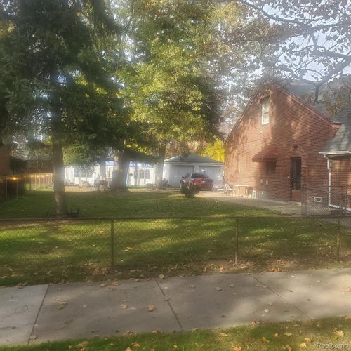 20229 Stotter St, Detroit, MI, 48234-3192 | Card Image