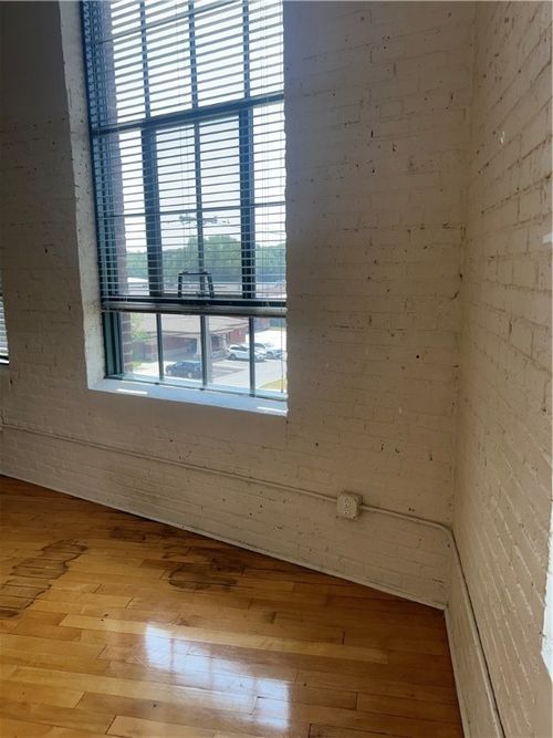 1-1112-20 Newman Ave, Rumford, RI, 02916-1960 | Card Image