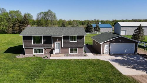 16196 Sunset Trl, Pine City, MN, 55063-4562 | Card Image