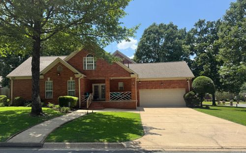 2 Rosaires Way, Little Rock, AR, 72223-9102 | Card Image