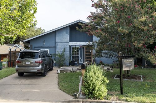 2605 Reeves Cir, Austin, TX, 78741-5624 | Card Image
