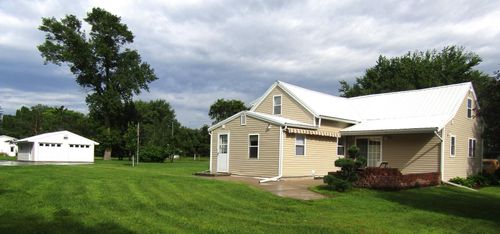 315 Rochester Ave, Montevideo, MN, 56265-4560 | Card Image
