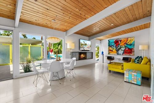 888 E Janet Cir, Palm Springs, CA, 92262-2232 | Card Image