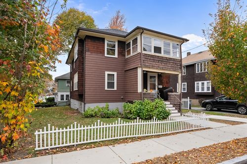 131-129 Pine St, Quincy, MA, 02170-1209 | Card Image