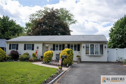 7 Cornell Rd, Parlin, NJ, 08859-1208 | Card Image
