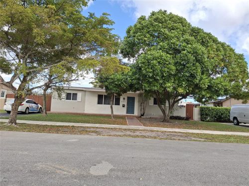 2915 Sw 92nd Pl, Miami, FL, 33165-3139 | Card Image