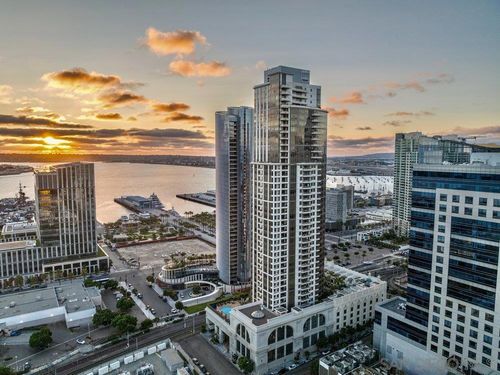 unit-2404-700 W E St, San Diego, CA, 92101-5994 | Card Image