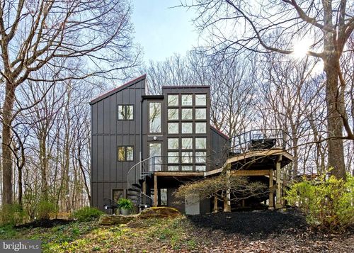 2905 Ash Mill Rd, DOYLESTOWN, PA, 18902-1934 | Card Image