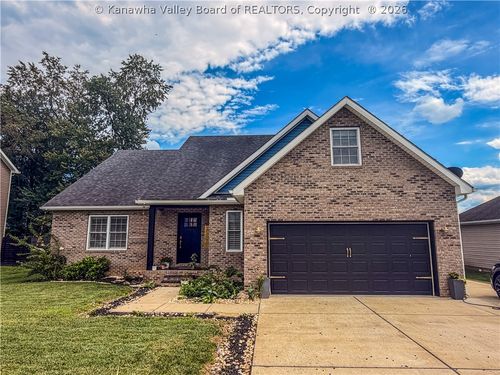 66 Fieldstone Dr, Fraziers Bottom, WV, 25082-8900 | Card Image