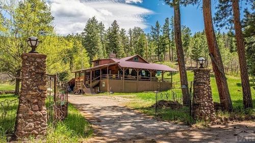 8840 Pine Dr, Beulah, CO, 81023-9721 | Card Image
