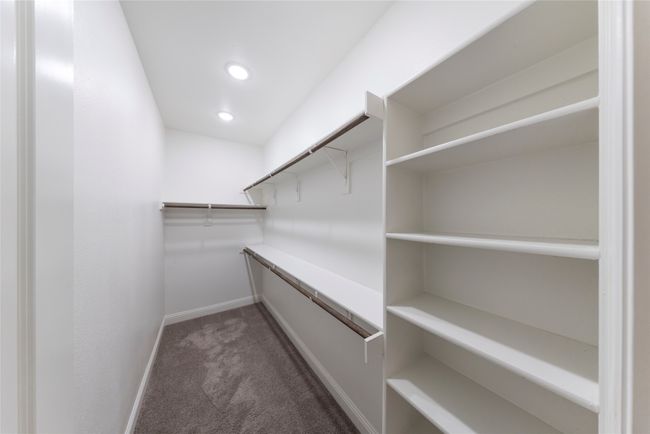 1571 Windermere Way, Townhouse with 3 bedrooms, 3 bathrooms and null parking in Farmers Branch TX | Image 16