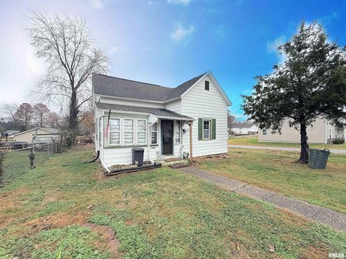 820 S 10th St Street, Herrin, IL, 62948 | Card Image