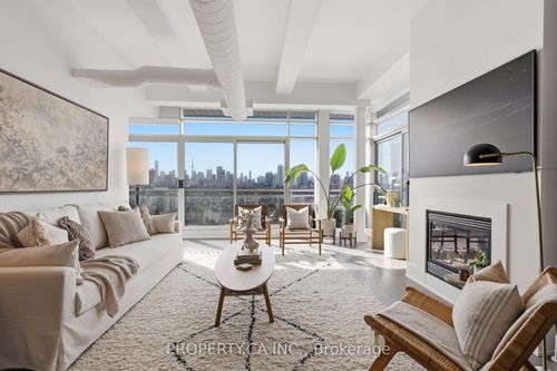 804-233 Carlaw Avenue, Toronto, ON, M4M3N6 | Card Image