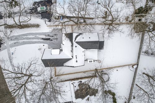 759 Strawberry Hill Dr, Glencoe, IL, 60022-1454 | Card Image