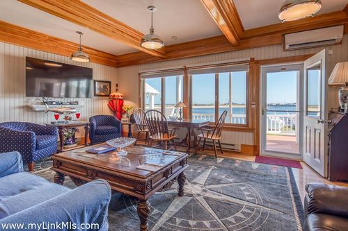 unit-1-47 E Chop Dr, Oak Bluffs, MA, 02557-6856 | Card Image