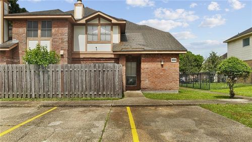 apt-75-200 Cypress Grove Ct, New Orleans, LA, 70131-8949 | Card Image