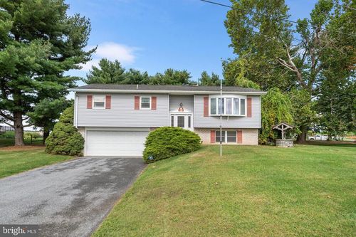 96 Brubaker Rd, LITITZ, PA, 17543-8895 | Card Image