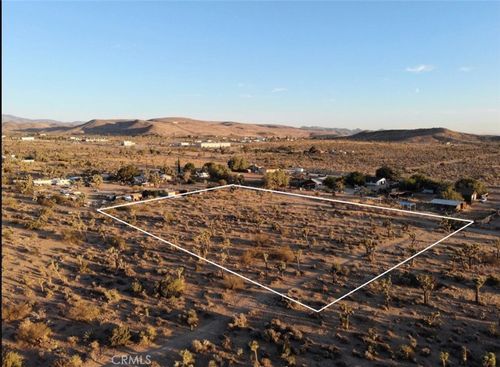 0 Old Haggard Rd, Yucca Valley, CA, 92284-2184 | Card Image