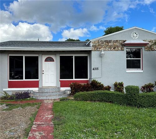 4315 Nw 11th Nw, Miami, FL, 33127 | Card Image