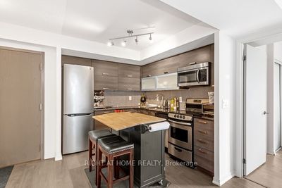 1709E - 36 Lisgar St, Condo with 2 bedrooms, 2 bathrooms and 1 parking in Toronto ON | Image 3