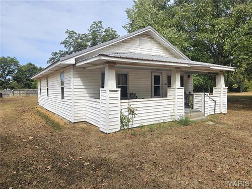 1513 Malady Ln, Kennett, MO, 63857-1446 | Card Image