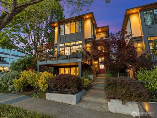 518 Market St, Kirkland, WA, 98033-6118 | Card Image