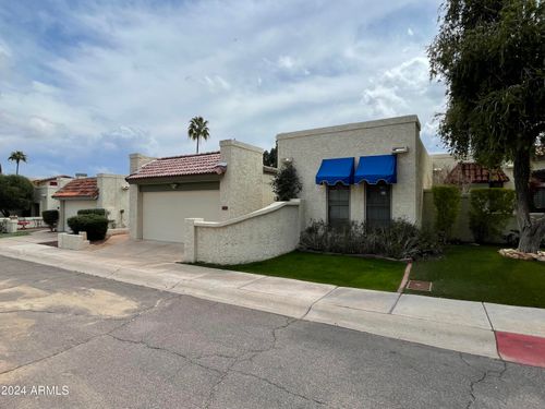 4617 E Desert Dr, Phoenix, AZ, 85044-5702 | Card Image