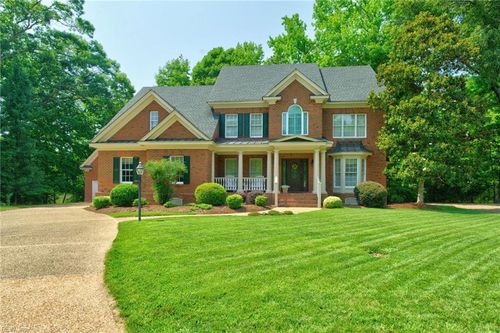 20139 W Magnolia Court, Smithfield, VA, 23430 | Card Image