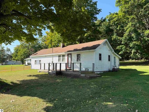 5792 Greve Rd, South Branch, MI, 48761-9405 | Card Image