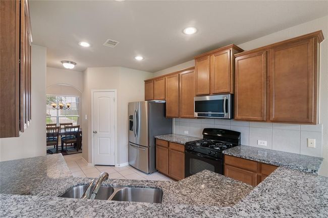 3610 Harewood Ct, House other with 4 bedrooms, 3 bathrooms and 2 parking in Pearland TX | Image 6