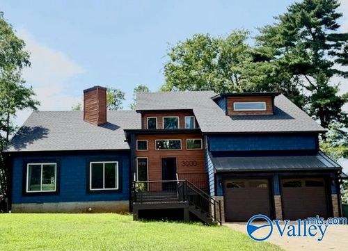 3000 Larose Ln, Huntsville, AL, 35801-6162 | Card Image