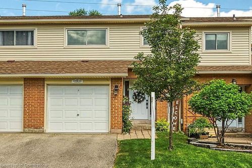 11-1550 Newlands Cres, Burlington, ON, L7M1V6 | Card Image