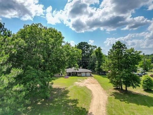 2585 Fm 250 N, Hughes Springs, TX, 75656-5867 | Card Image