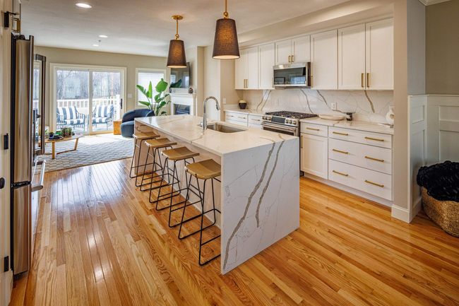 B - 31 Lenox St, Condo with 2 bedrooms, 2 bathrooms and null parking in Somersworth NH | Image 5